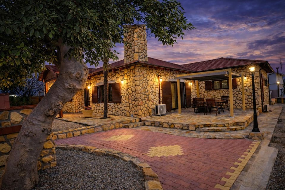 Inner courtyard view