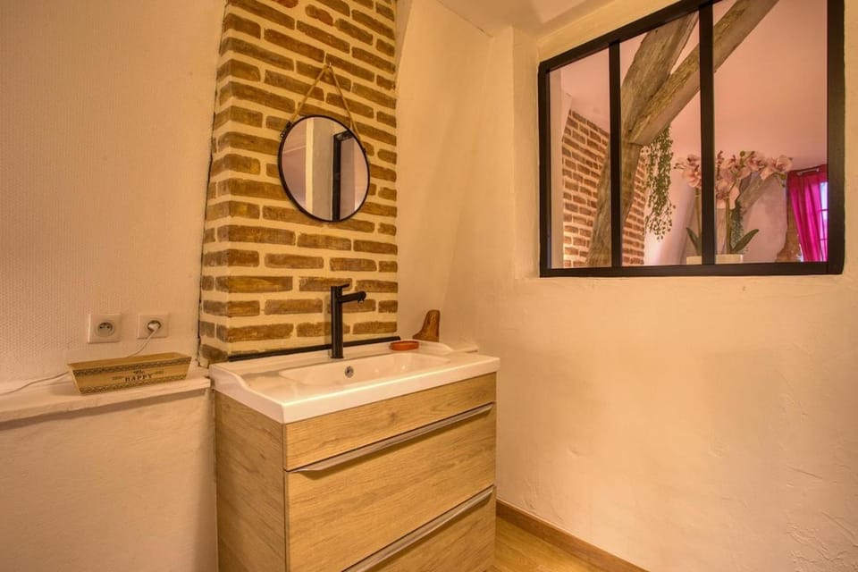 Bathroom, Bath