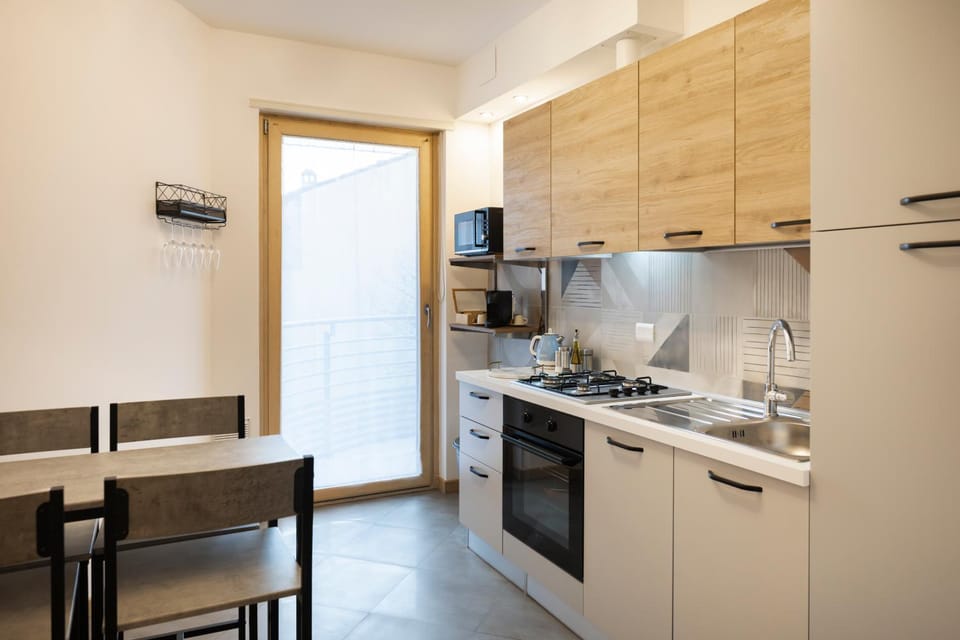 heating, microwave, oven, pet friendly, stove, kitchen