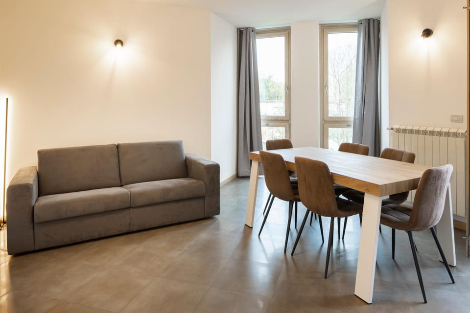 Living room, Seating area, Garden view, heating, pet friendly, air conditioner