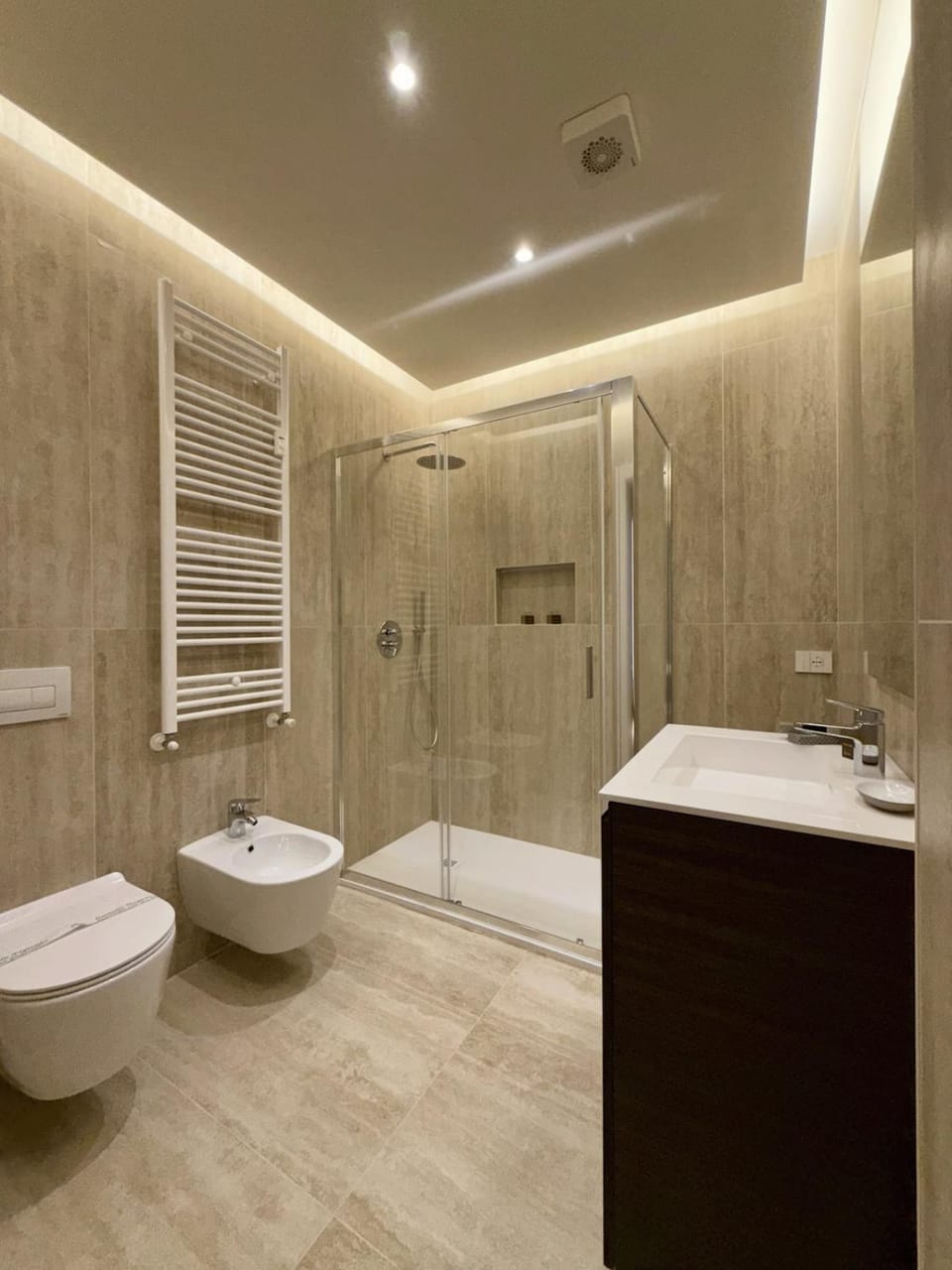 Premium Suite Central Station Apartment in Milan