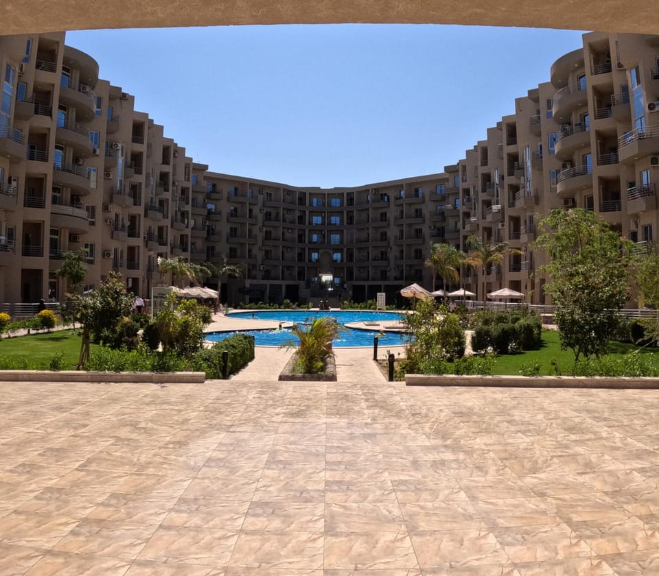 Split 2-Bedroom Panorama SV WIF Near Airport Apartment in Hurghada