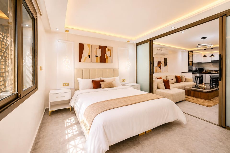 Bed, Photo of the whole room, Bedroom