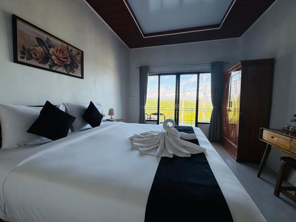 Kelingking Lucky Homestay Bed and Breakfast in Nusapenida