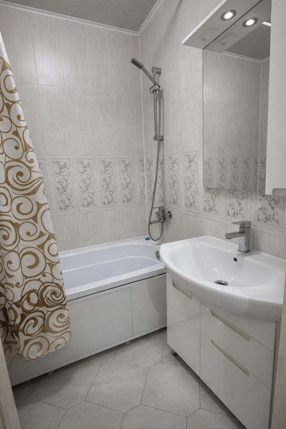 Bathroom, Bath
