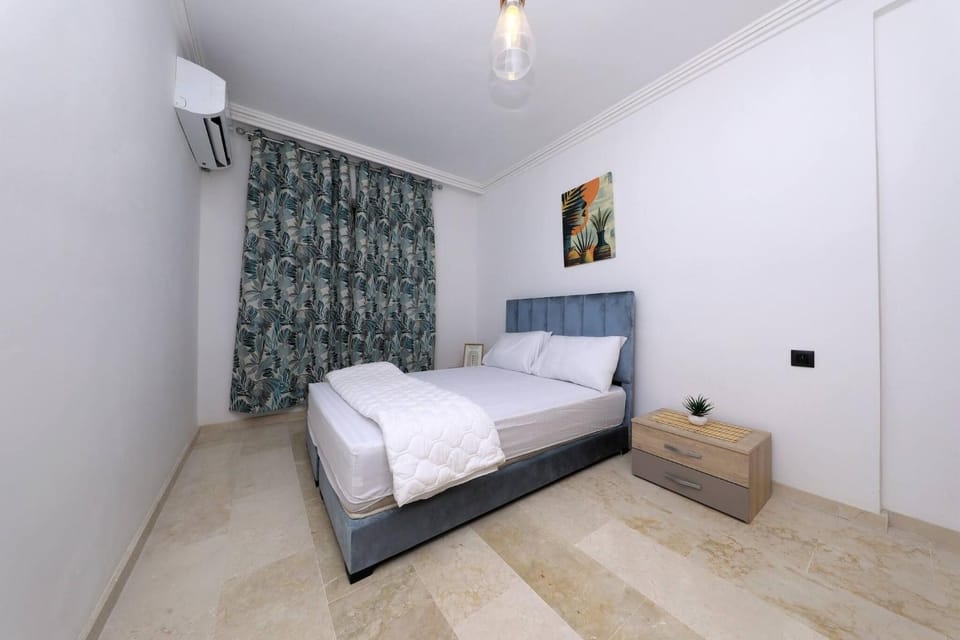 Bed, Decorative detail, Bedroom