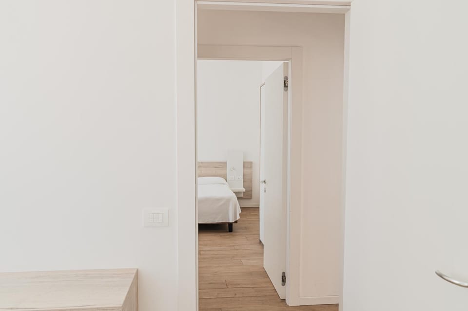 Decorative detail, Bedroom, locker