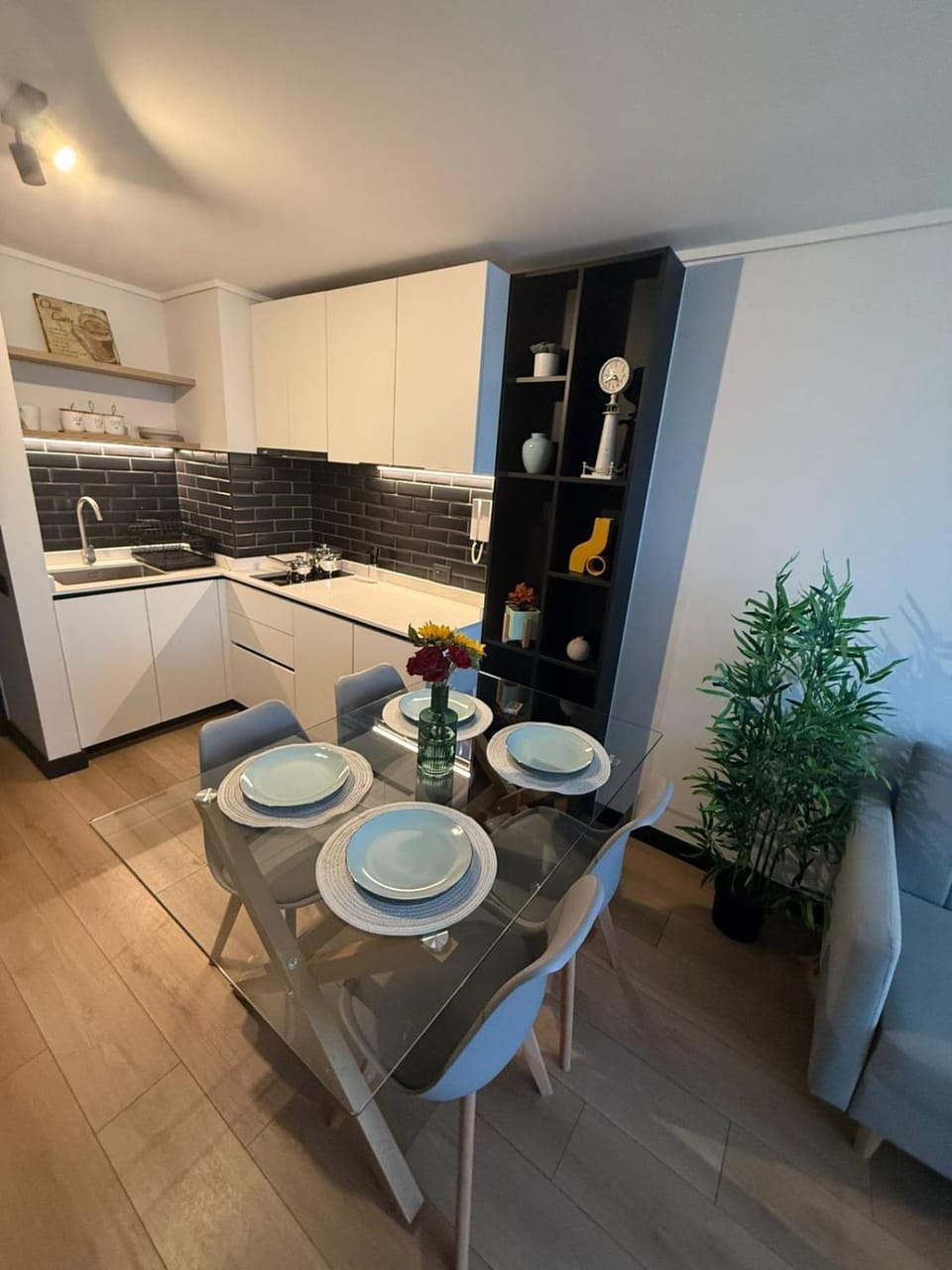 Departamento moderno en Ñuñoa, a pasos del metro Irarrazaval Apartment in Santiago
