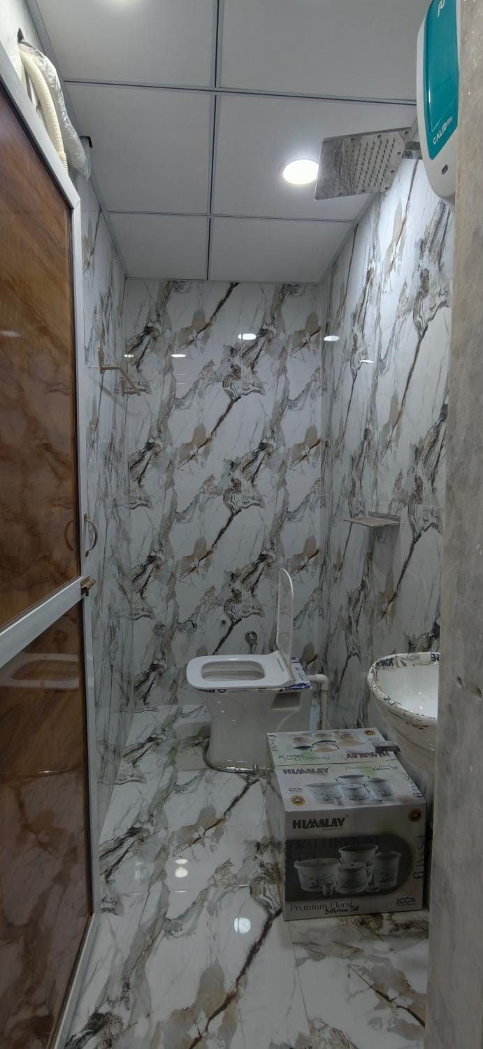 Shower, Toilet, Bathroom