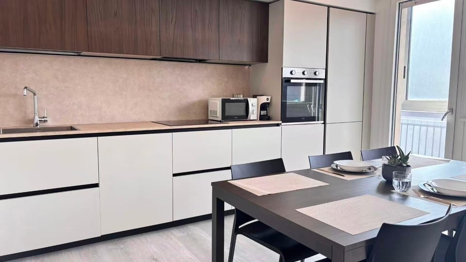 Venice Mestre, New 3 rooms Apartment with 3 Baths Apartment in Venice