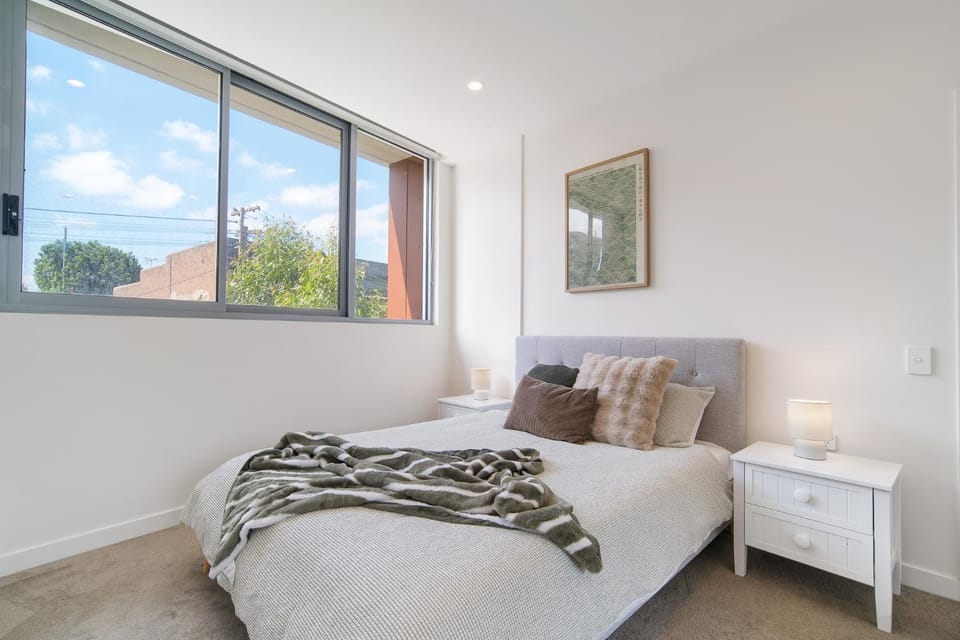 Lotus Oasis 1BR w Free Parking Apartment in Marrickville