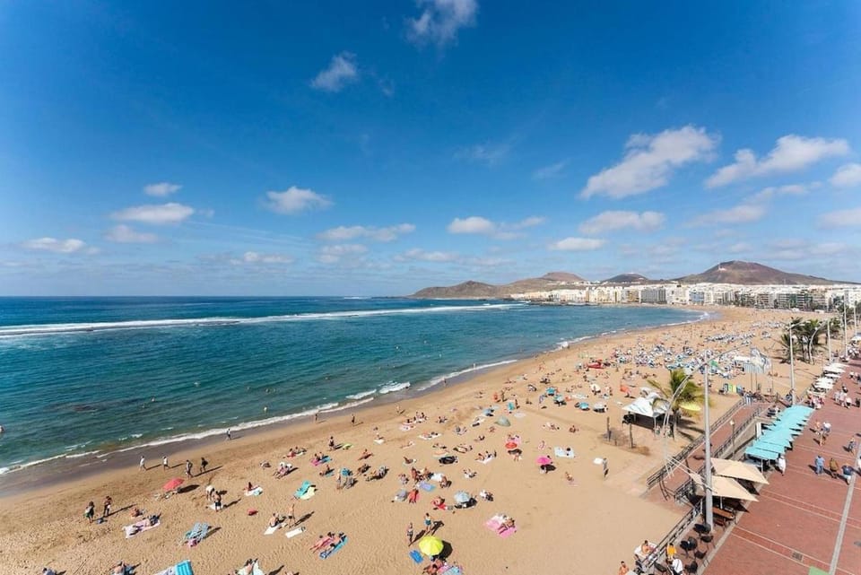 Las Canteras Beach 365 days By Canarias Prime Homes Apartment in Las Palmas de Gran Canaria