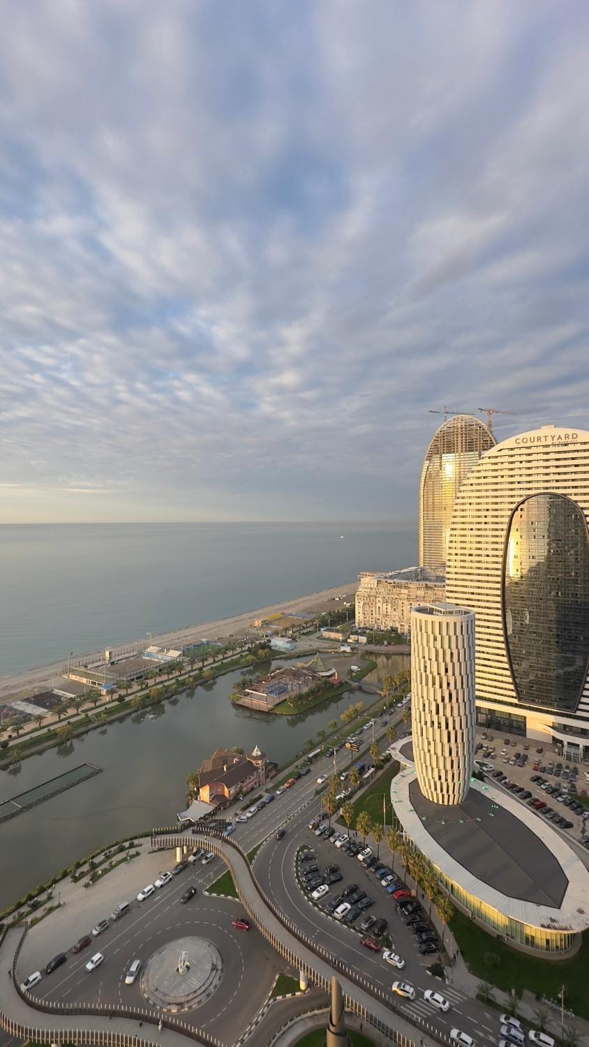 Day, Neighbourhood, Natural landscape, Bird's eye view, City view, Sea view, Location, Parking