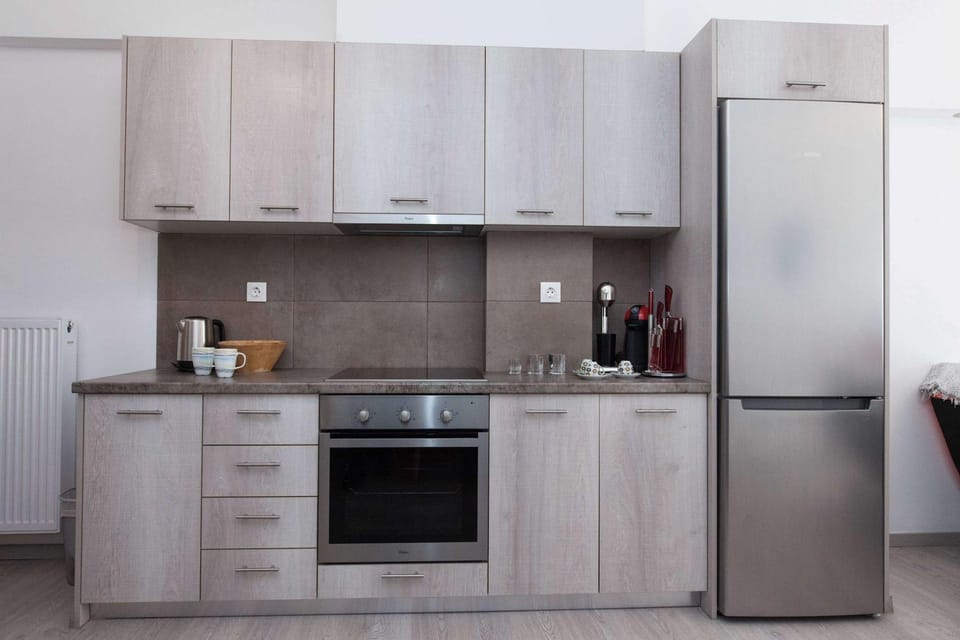 Trendy Cozy 2 Bd Apt in Panormou Metro Station Apartment in Athens