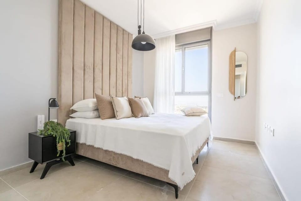 Deluxe 1 Bedroom Savyon View - Isrentals Apartment in Jerusalem