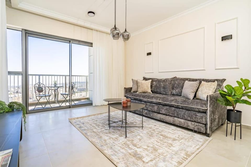 Deluxe 1 Bedroom Savyon View - Isrentals Apartment in Jerusalem