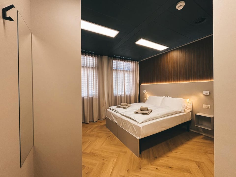 Bed, Photo of the whole room, Bedroom, towels, wardrobe