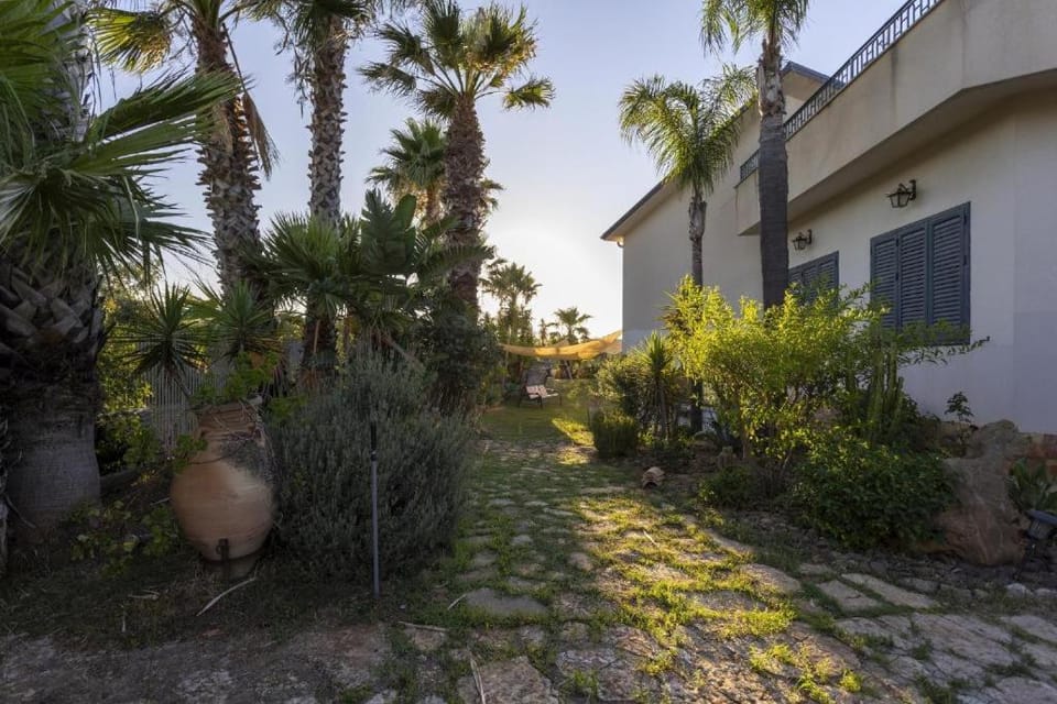 Property building, Garden
