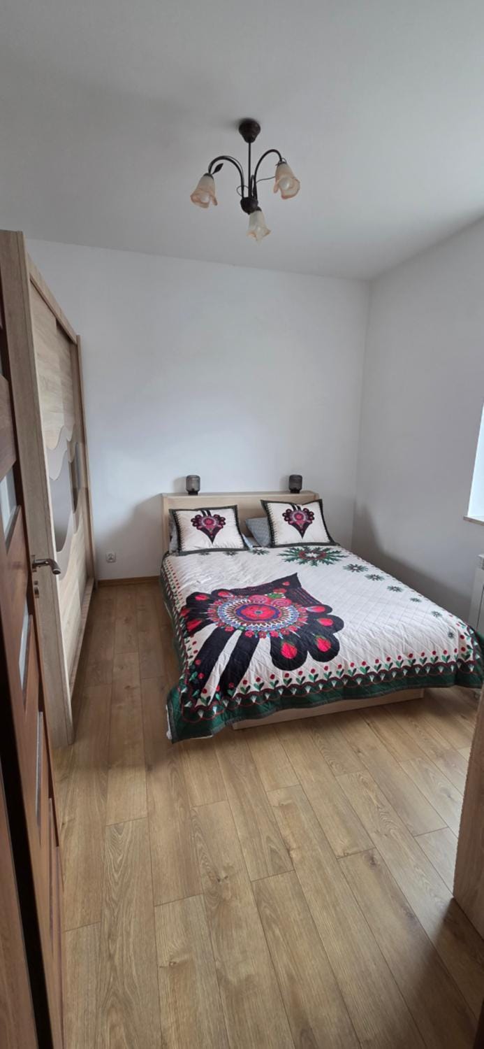 Bed, Photo of the whole room, Bedroom, wardrobe