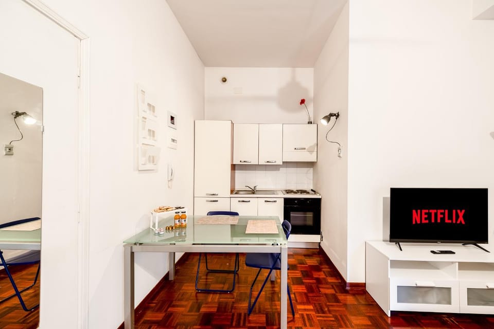 TV and multimedia, Dining area, kitchen, kitchen