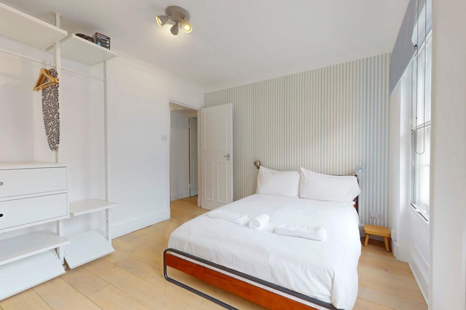 Bed, Bedroom, wardrobe