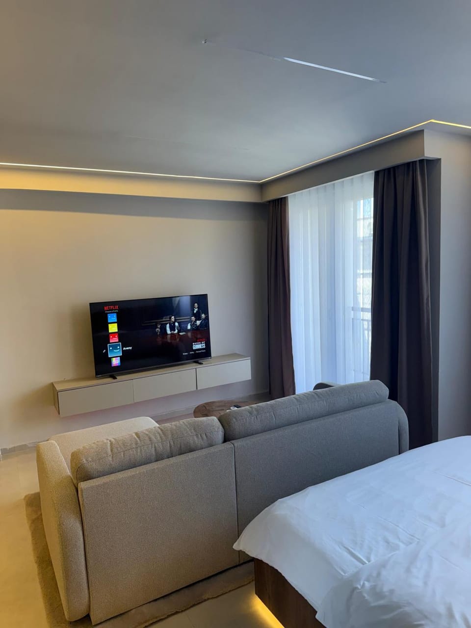 Communal lounge/ TV room, TV and multimedia, Living room, Evening entertainment