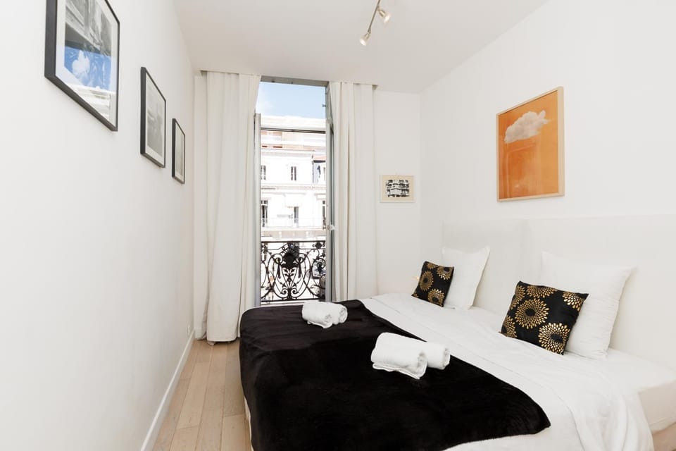 Urban Pearl YourHostHelper Apartment in Cannes