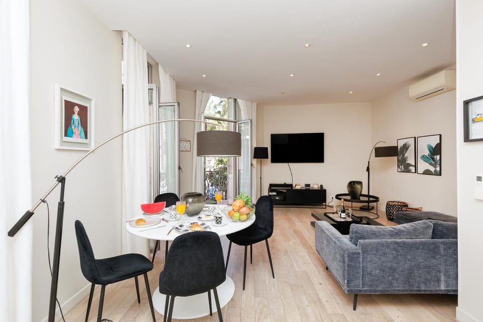 Urban Pearl YourHostHelper Apartment in Cannes