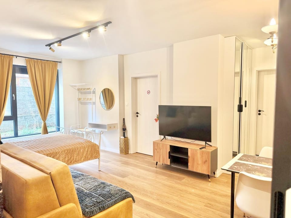 TV and multimedia, Coffee/tea facilities, Bedroom