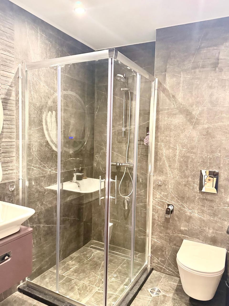 Shower, Toilet, Bathroom