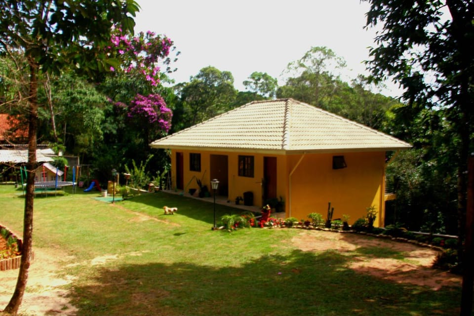 Casa amarela 1 Campos do Jordao Vista para natureza House in State of São Paulo