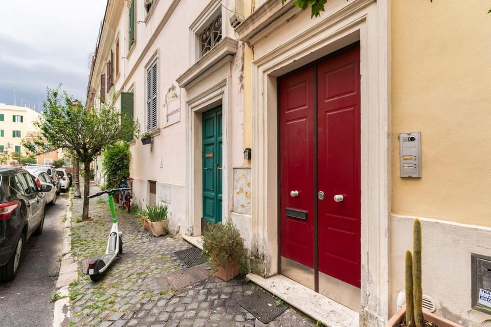 Penthouse la casa di Vale Apartment in Rome