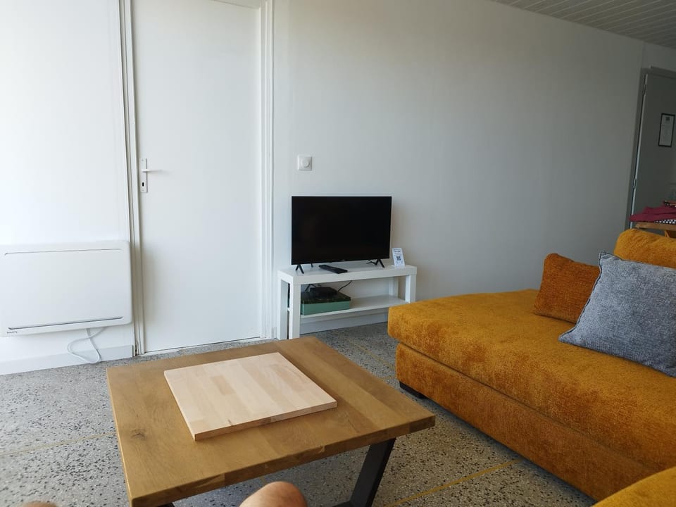 dansnotreappart-com T4 vue mer Apartment in Occitanie