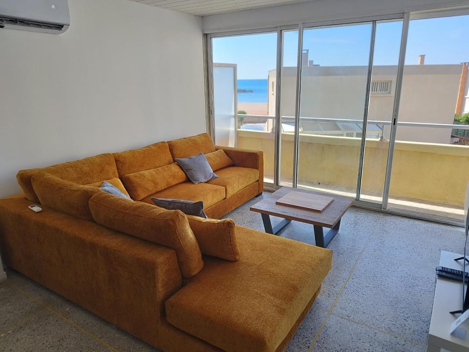 dansnotreappart-com T4 vue mer Apartment in Occitanie