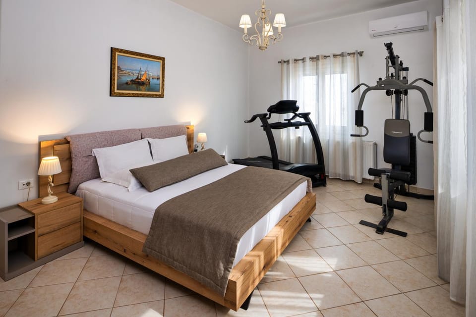 Fitness centre/facilities, Bedroom