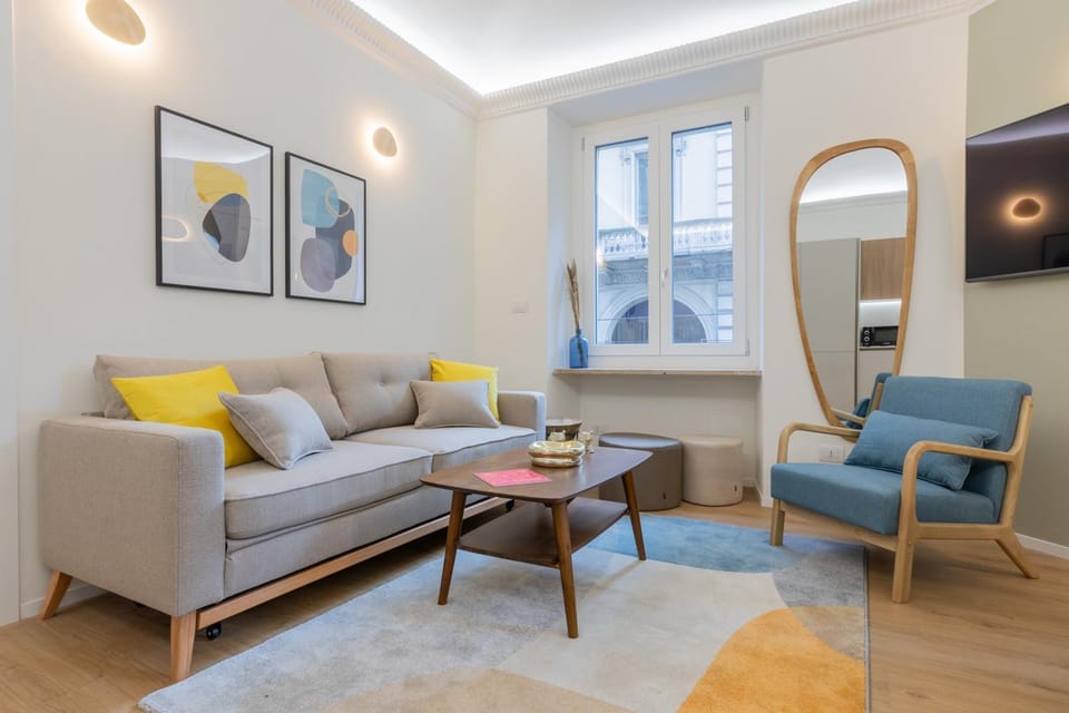 Communal lounge/ TV room, Living room