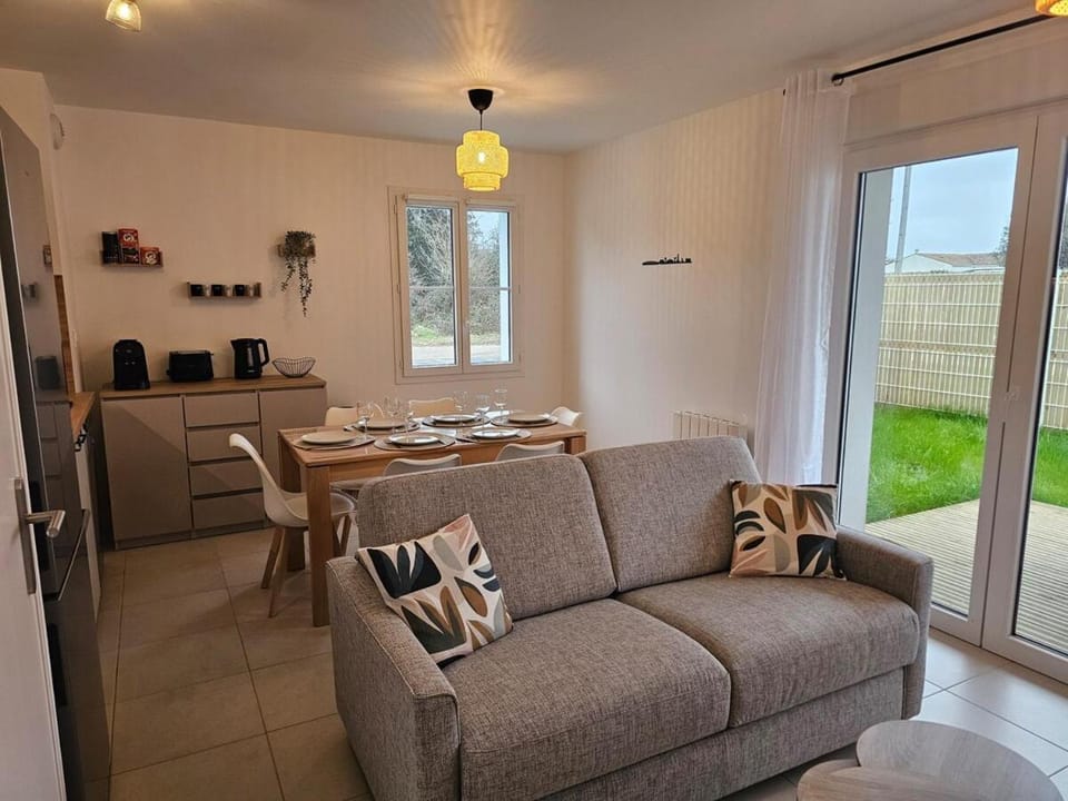 Cap Cotinière - Joli T3 avec terrasse - 4 à 6 pers Apartment in Nouvelle-Aquitaine