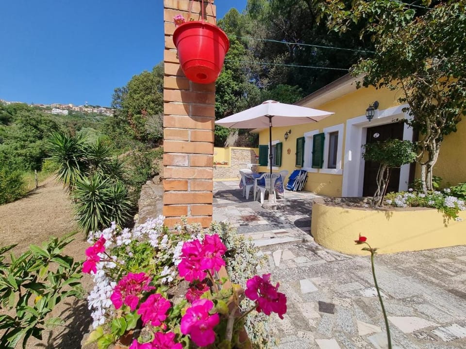 Casette Elianto - Goelba Apartment in Capoliveri