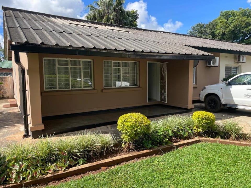 Thabo Flat3 Roan Road 27 Apartment in Lusaka
