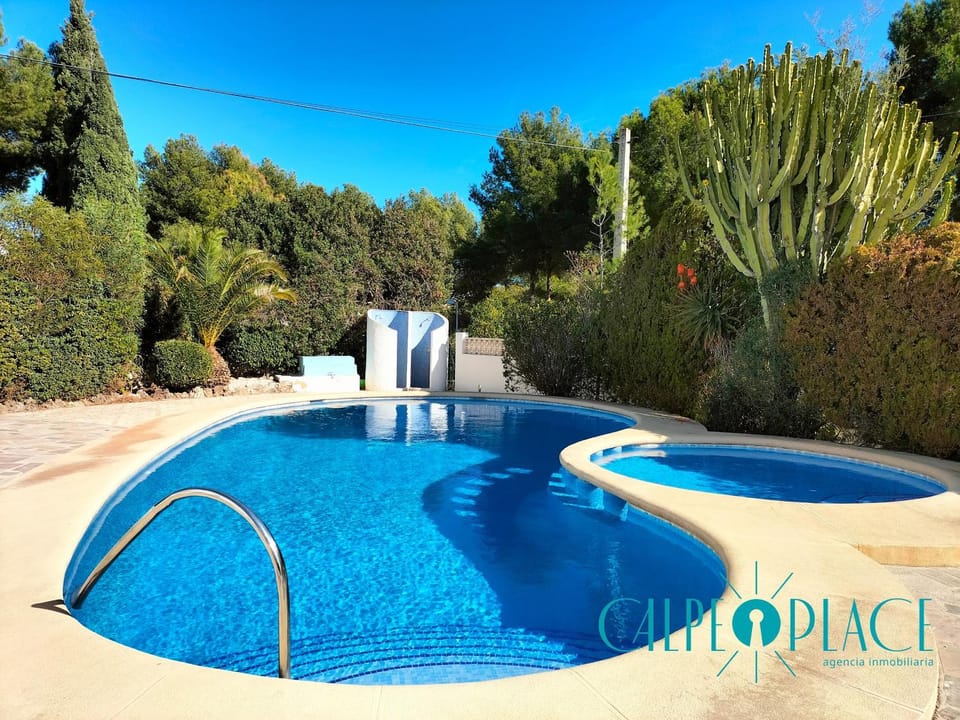 Shangrilla Bungalow con piscina comunitaria House in Calp