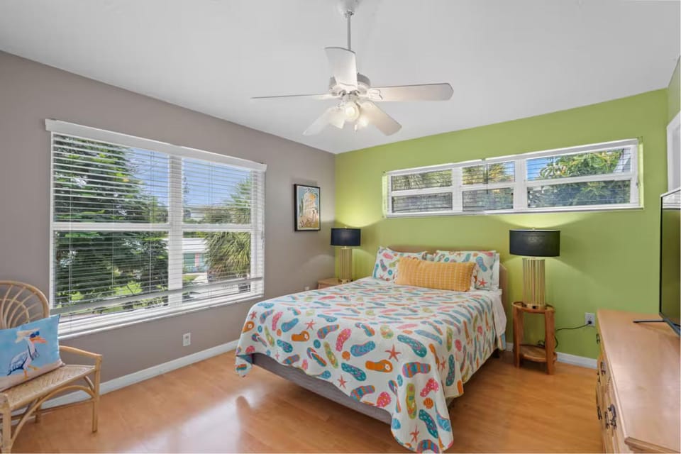 Key West Villa 3 min to No 1 Beach - Pool - BBQ Apartment in Siesta Beach