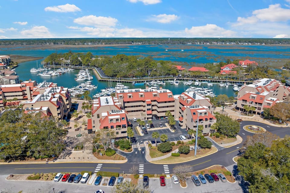 7167 Harbourside House in Hilton Head Island