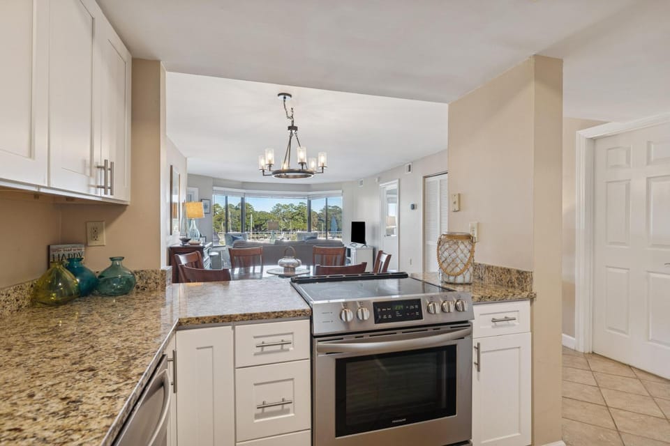 7546 Yacht Club House in Hilton Head Island