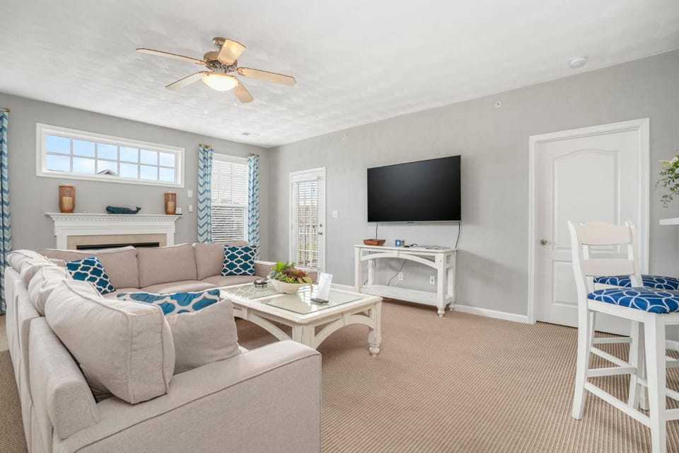 Compass Rose Retreat - Pools, Golf, Private Beach & More! House in Cape Charles