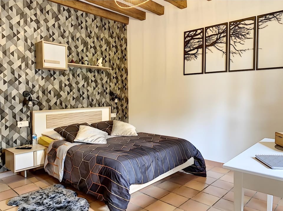 Living room, Bedroom