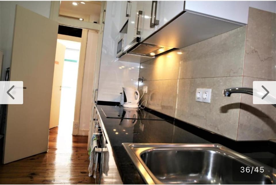 Quarto casal Ipanema Vacation rental in Lisbon
