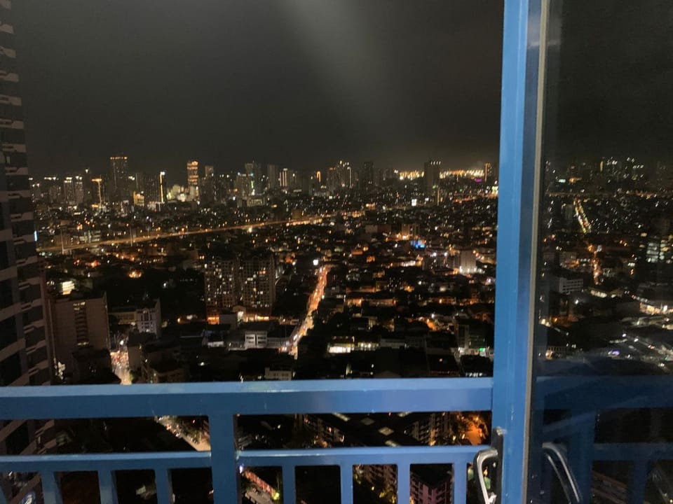 Balcony/Terrace, City view