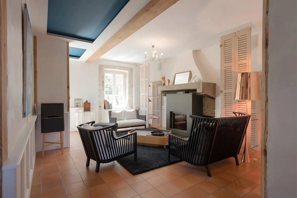 Property building, Living room