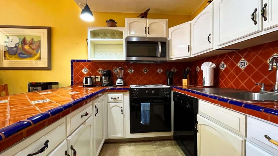 Cozy Ground Level Condo near Pool Pinacate 112 House in Rocky Point