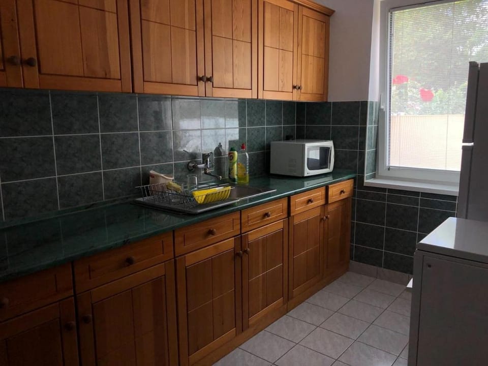Kitchen or kitchenette, Kitchen or kitchenette